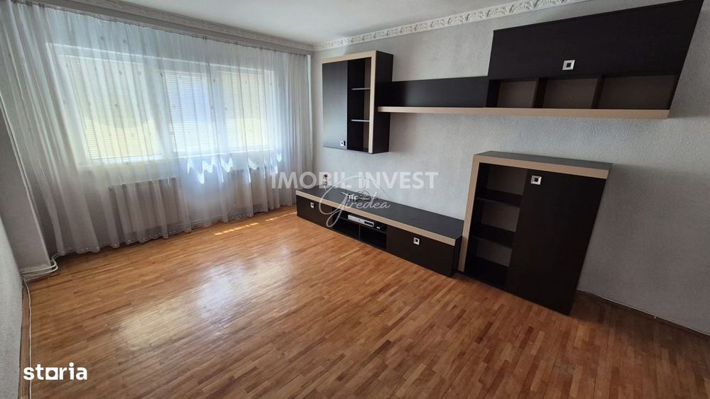 Apartament cu 2 camere de inchiriat, etaj intermediar, zona Cetate