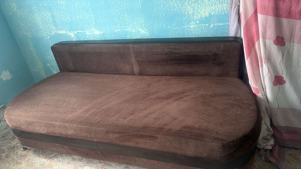 Продам диван бу в хорошем состояние