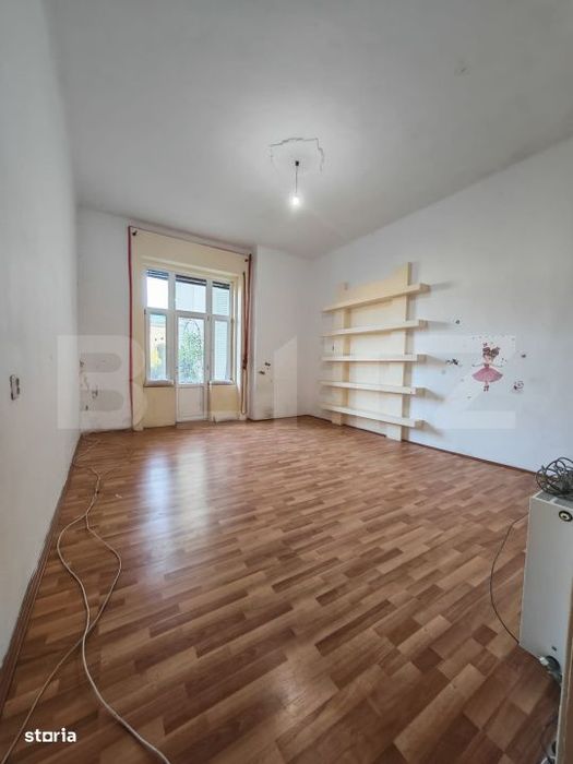 Cladire istorica, 175mp-5 camere, etaj 1, terasa si balcon, zona Iosef