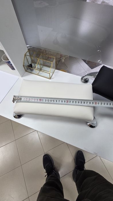 Поставка за ръце