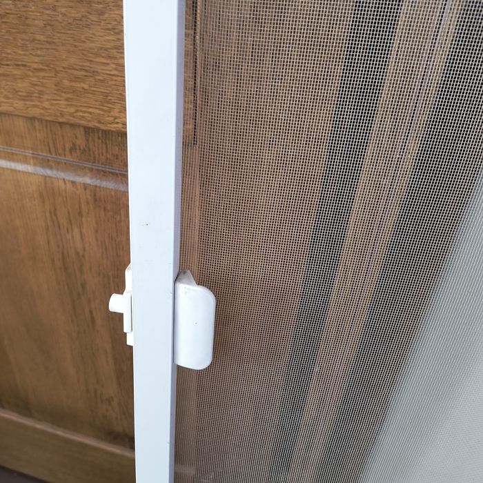 Plase pentru geamuri termopan