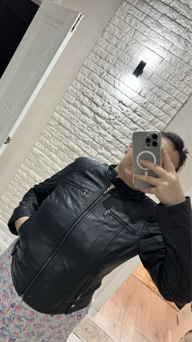 Кожаная куртка весенняя