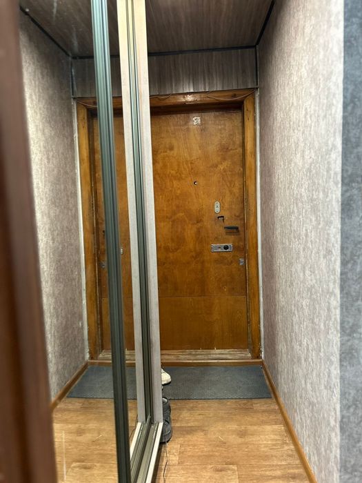 Продаётся 2 комн Детская больница