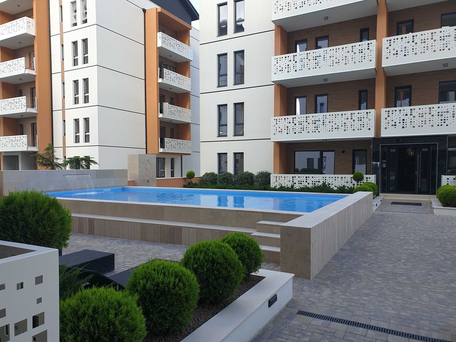Inchiriez apartament 3 camere +parcare subterana+ piscina, la Future Residence