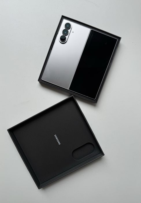 Samsung Galaxy Z Fold 7 100% Battery Health