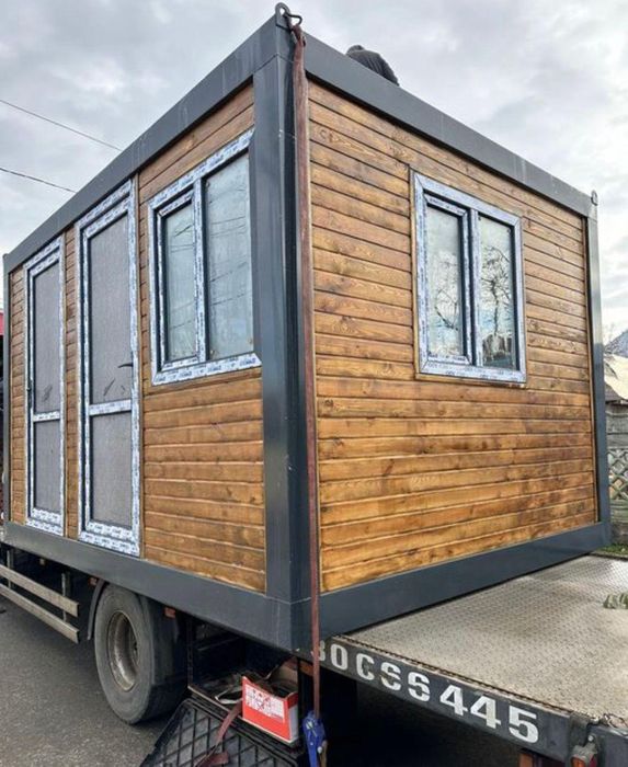 Vând containere modulare