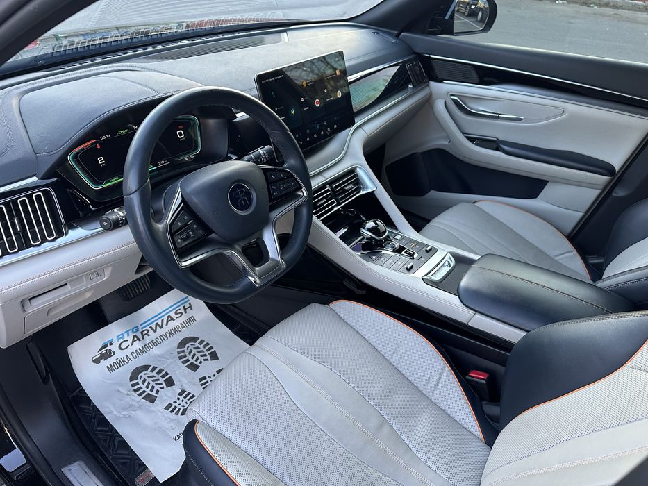 BYD Song Plus Flagship 2022 Elektromobil srochna sotiladi