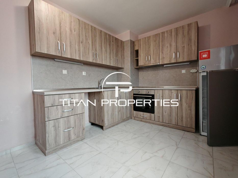 Дава се под наем Многостаен апартамент в Пловдив, Христо Смирненски - 150 кв.м за 900 € - Снимка #2