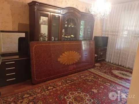 Юнусабад 15, 2/2/4 51м2 Не Торец Ориентир: Метро Туркистон