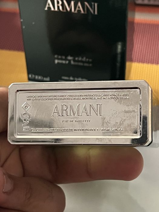 ARMANI Eau de cèdre