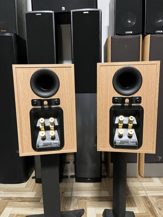 Boxe raft/surrond Bowers & Wilkins 686