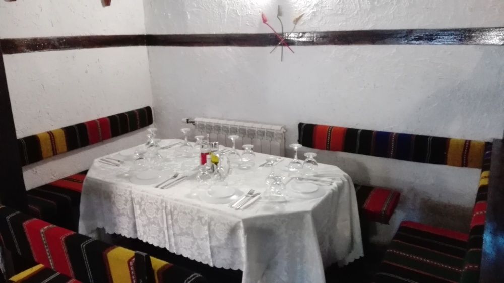 Дава се под наем Заведение в Банско - 200 кв.м за 1000 € - Снимка #10