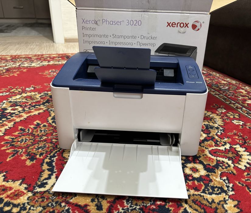 Продам принтер Xerox Phaser 3020 с картриджем