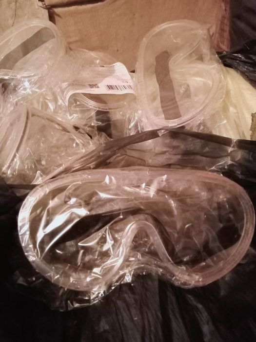 Защитные очки прозрачные