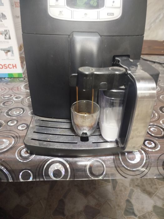 Кафеавтомат саеко интелия капучино