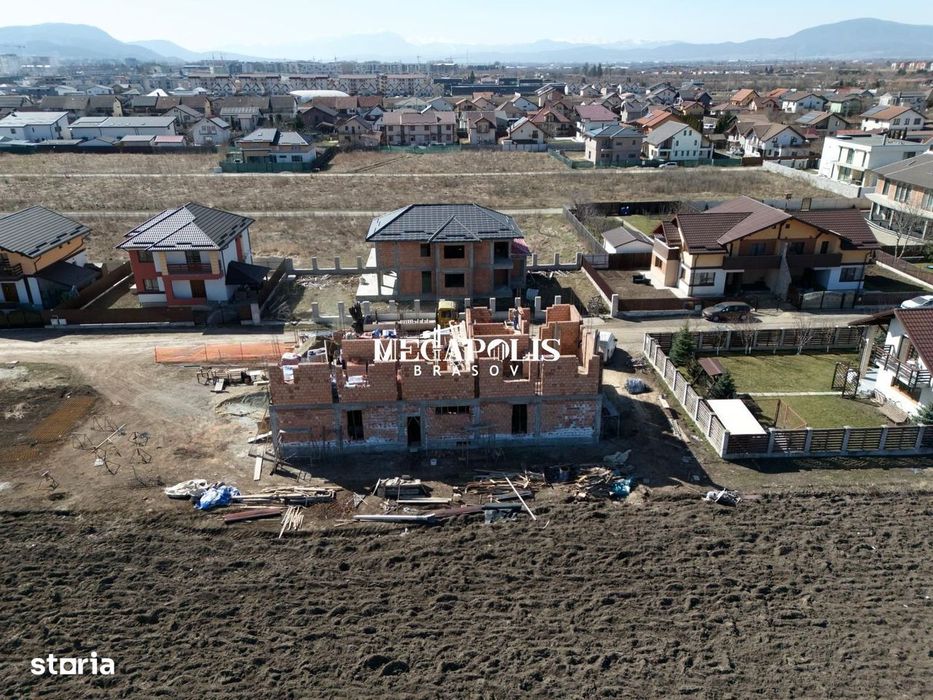 Duplex Sanpetru cu Beci