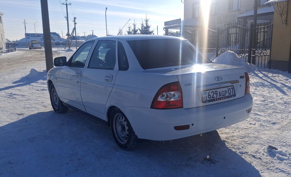 Продам ПРИОРА 2013