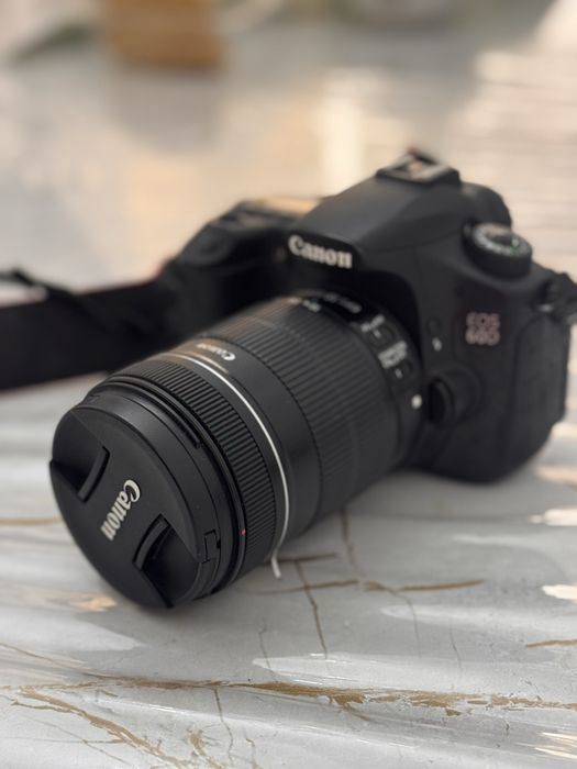 Профессиональный фотоаппарат