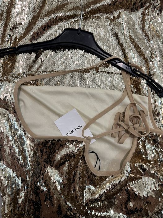 Невероятна пайетена златна рокля