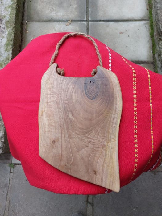 Дъска за мезета от орех