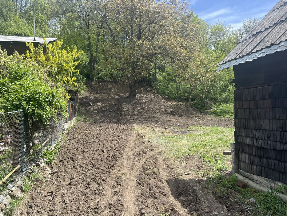 Casa de vacanta cu teren Comarnic