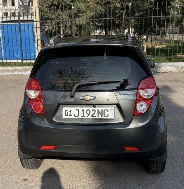 Спарк в отл состоянии, первые руки