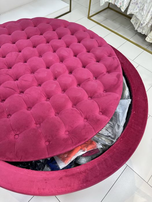 Продам пуфик с хранением