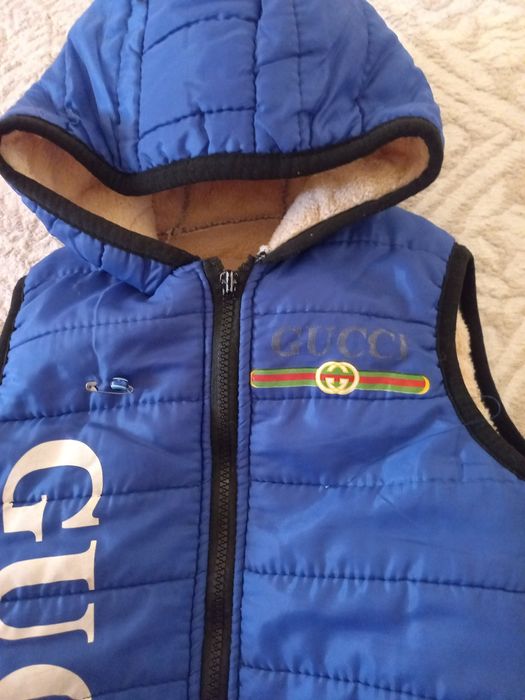 Продам безрукавка для мальчика