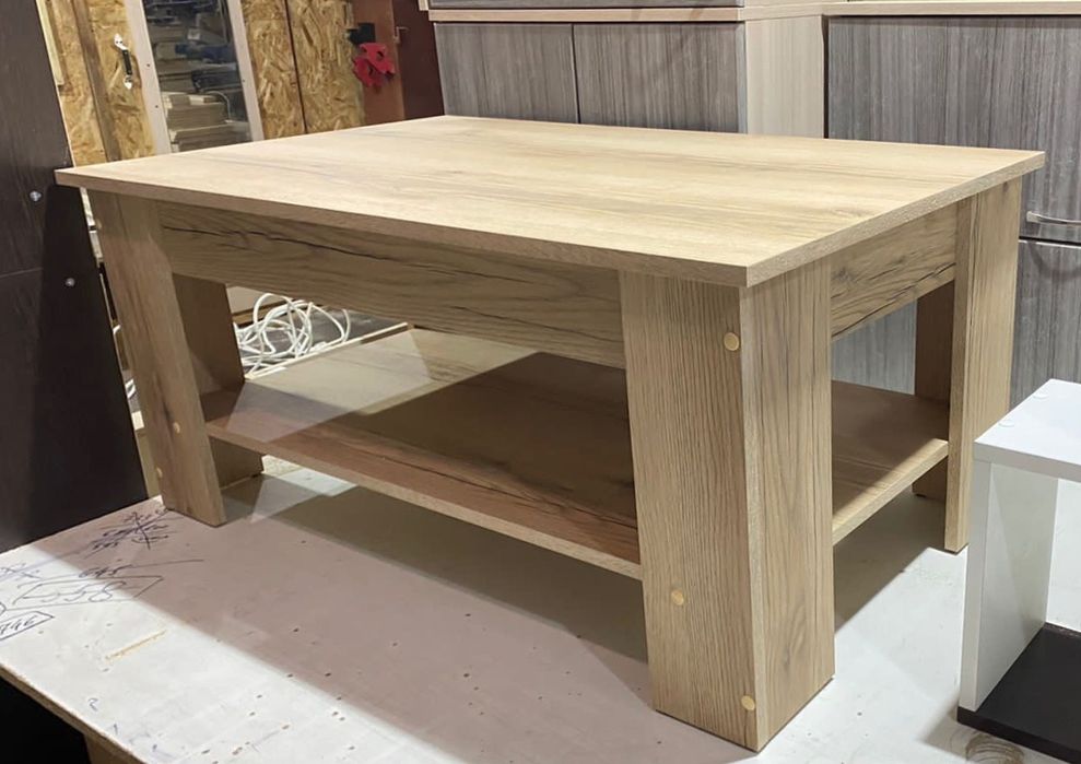 Журнальный столик