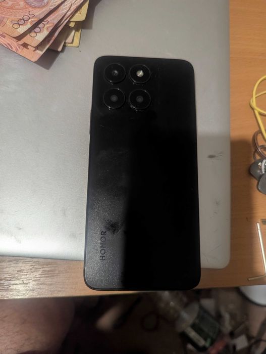 Honor x6a . 128 гигабайт