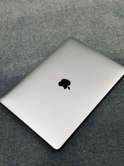 MacBook Pro 13” 2017 | Идеал | 256GB SSD | Срочно