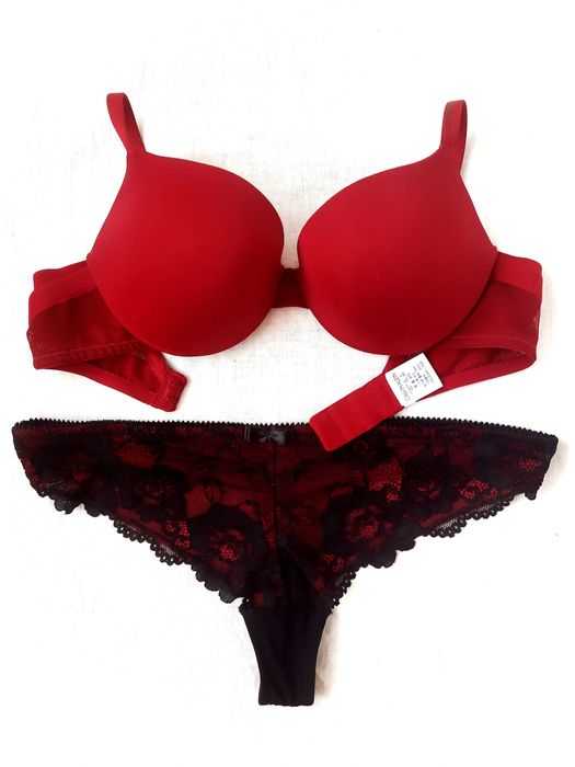 Calvin Klien  сутиени