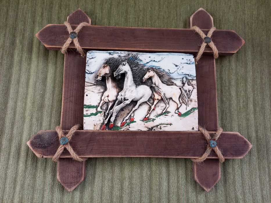 Релефна картина "Свободни души"