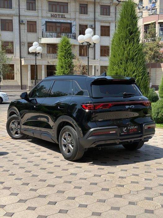 Byd Yuan Up гибрид 1.100км насияга сотилади