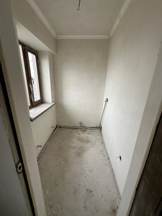 Продам дом, 3 этажа, элитный район