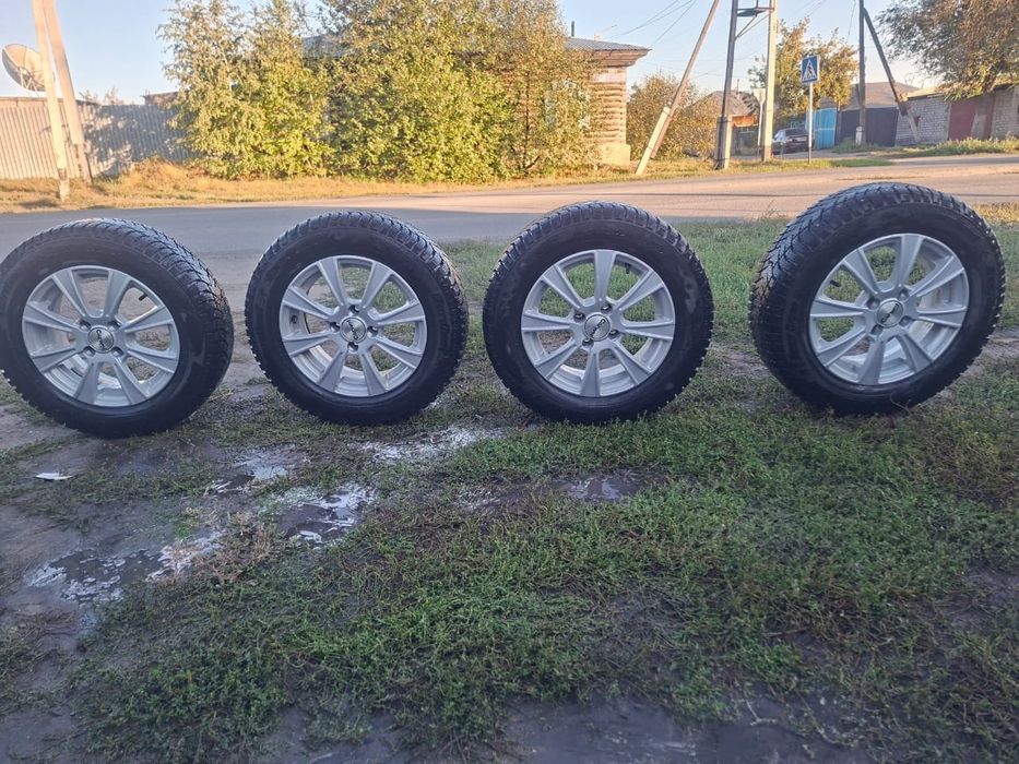 Шини с дисками титанки r 14