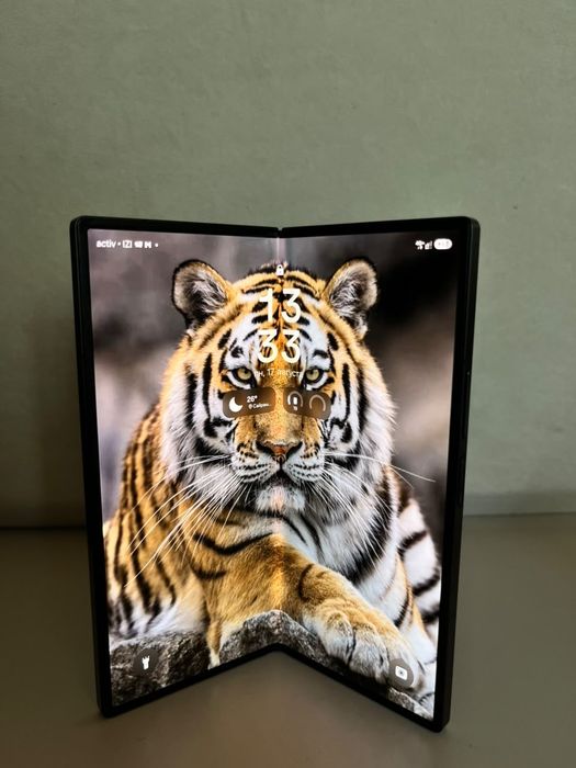Samsung Z Fold 6