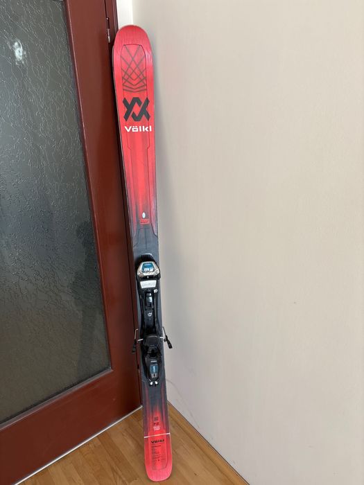 Туринг ски Volki mantra m6 96 с колани и крампони