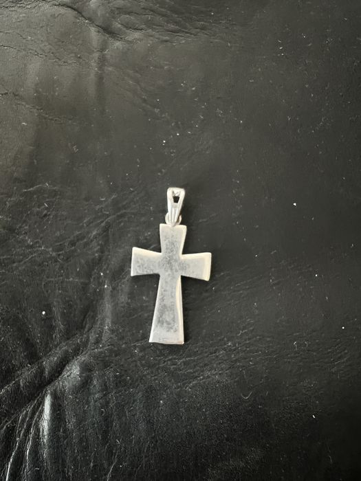 Cruce de argint 925 model deosebit ,stare f buna stantata!