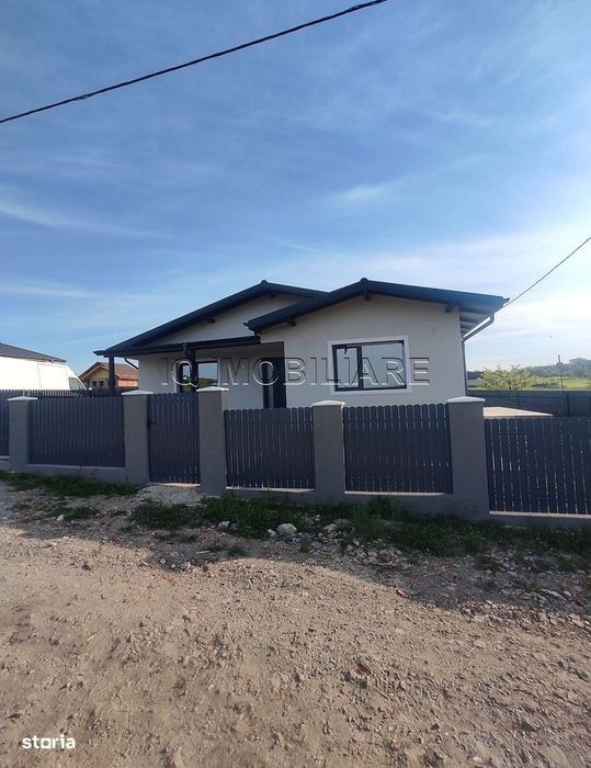 Casă nouă 3 camere, INCALZIRE IN PARDOSEALA, toate utilitatile