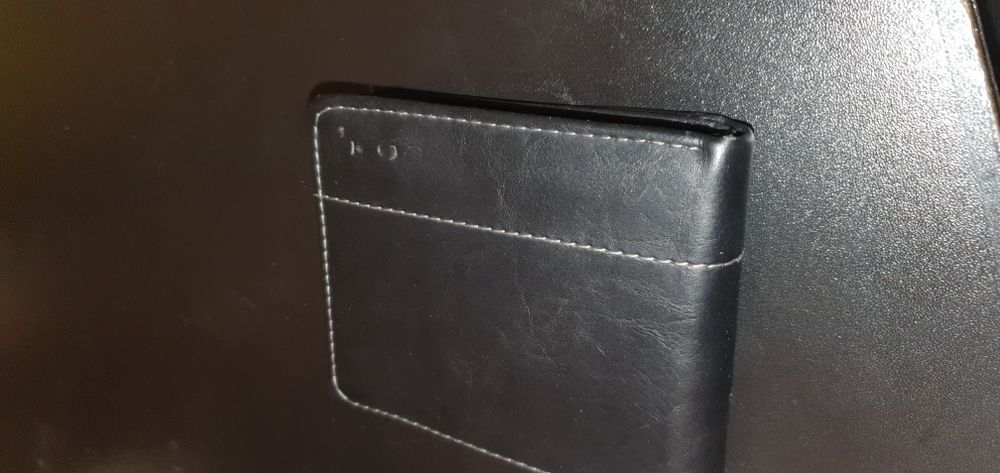 Portofel pull and bear