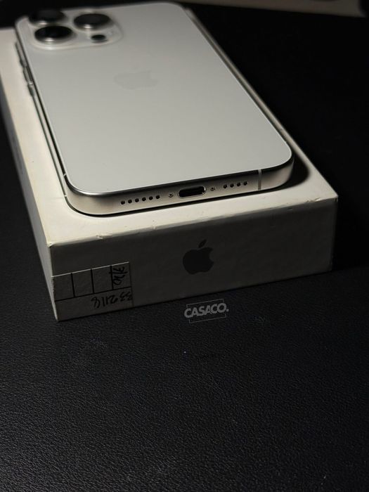iPhone 15 PRO , Natural Titanium , 92% Bateria
