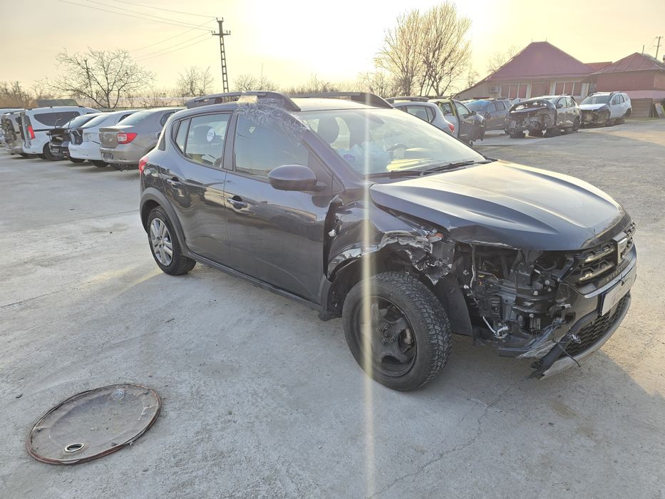 Dacia Sandero Stepway la cheie GPL  11/2021 1.0 TCE GPL avariat