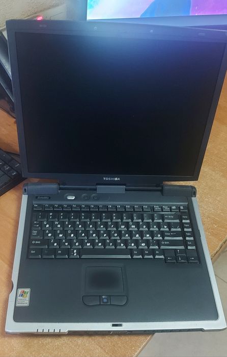 Ноутбук TOSHIBA 2400-S251