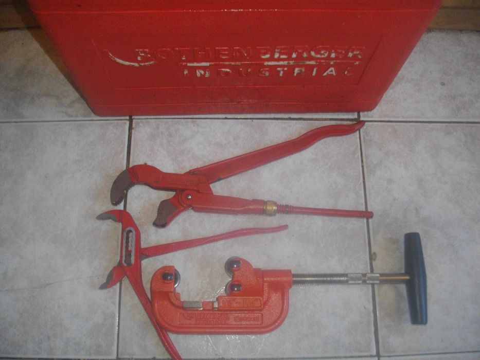 Винтонарезка 2"/Ножове PROKOM/ Плашка/ROTHENBERGER Ключ/Тръборез/Куфар