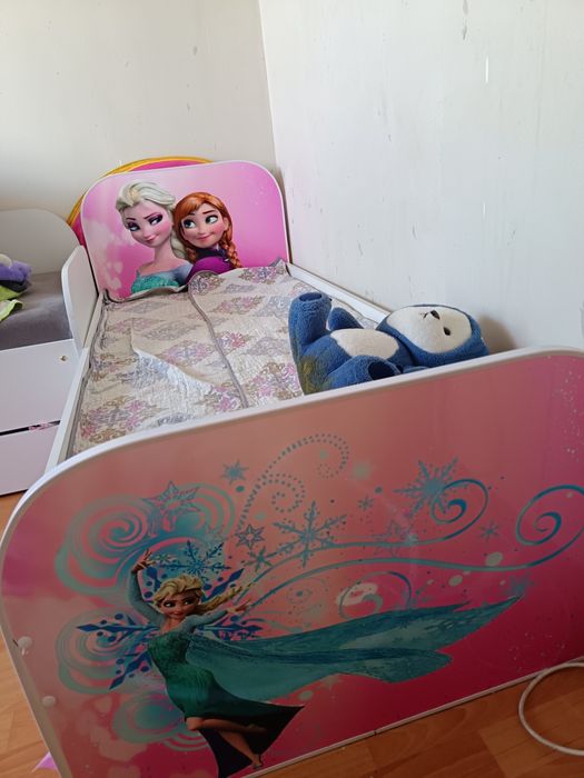 Продам кровать для девочки