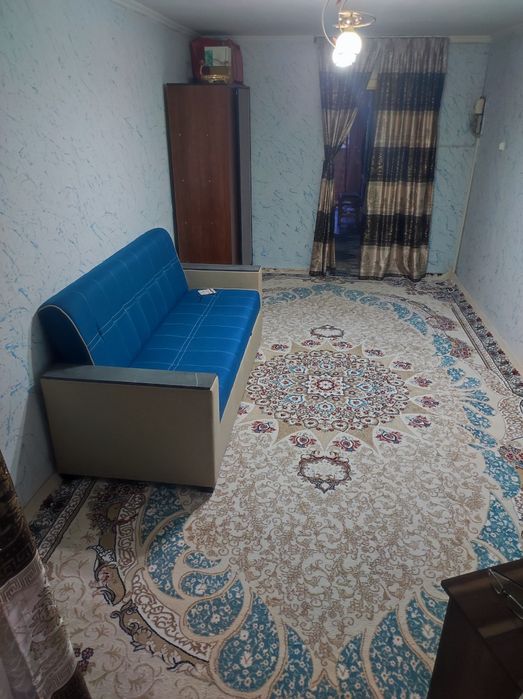 Продается 1 комнатная квартира в центре города Навой