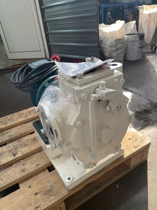 Нова зъбна помпа за гъсти течности