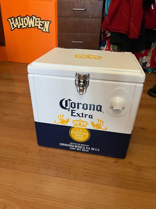 Lada frigorifica metal Corona portabila