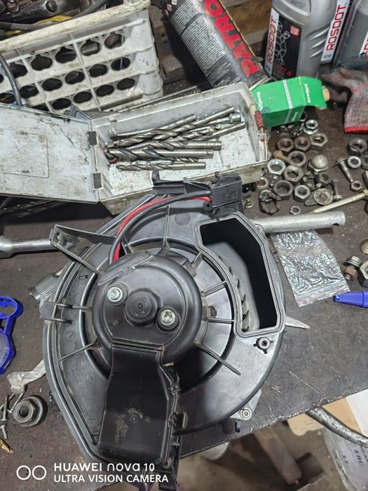 Моторчик печки Ауди а6с6